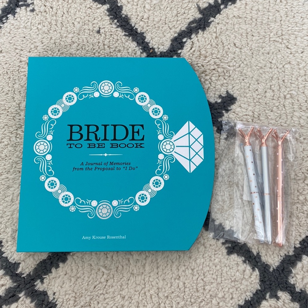 💜 5/$30 Sale: Bride to be Journal and Diamond Pens - Picture 1 of 8